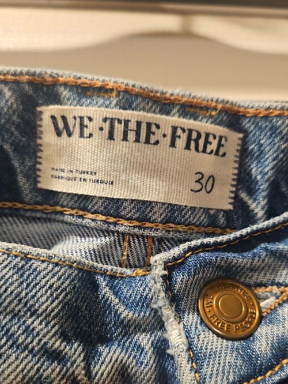 Free People Washed Blue Barrel Jeans - Picture 4 of 7